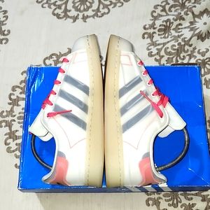 Adidas Future shelltoe athletic shoes womans 5.5